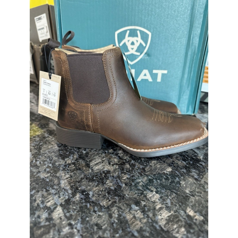 Ariat Kids Booker Ultra Brown Bantamweight Wide Square Toe Chelsea Boots Sz 1
